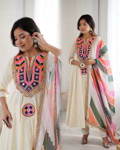 Salwar Kameez indien pakistanais ethnique moderne pour les fêtes de mariage, de haute qualité, en coton khadi, travail à la main, Shree Indian Exports - Product Image 1