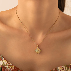 Collier ras du cou avec pendentif carré en <span class=keywords><strong>diamant</strong></span> œil magique de style rétro, ensemble de bagues tendance, acier titane PVD plaqué or 18 carats, pas de décoloration - Product Image 3