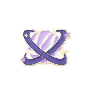 Broche de Metal Esmaltado Personalizado Colorido com Estrelas e Planetas Geométricos do Universo para Cachecol - Product Image 2