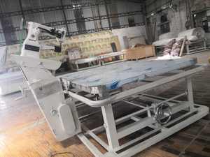 <span class=keywords><strong>Machine</strong></span> <span class=keywords><strong>à</strong></span> bordurer les matelas |   Matériel industriel robuste pour la reliure de matelas en mousse épaisse - Product Image 2