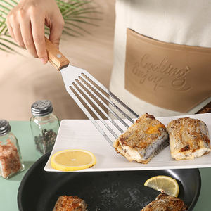 ตะหลิวทอดปลาทำจากไม้บีชอเนกประสงค์มีความยืดหยุ่นใช้กับเครื่องล้างจานได้ - Product Image 4