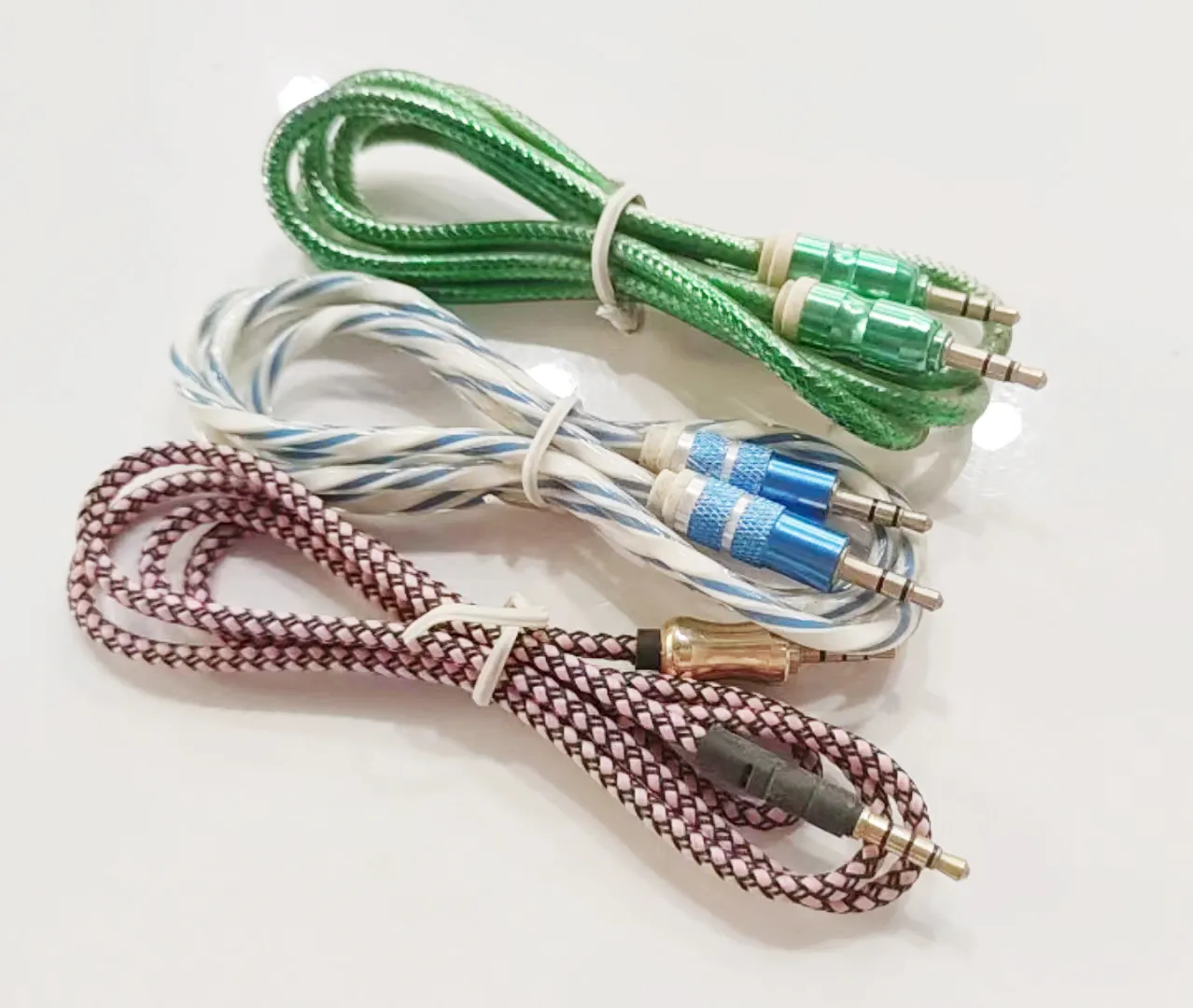 Kabel Aux Jack 3.5mm kabel ekstensi Audio, kabel Audio 3.5mm mobil 3.5mm, kabel AUX kabel AUX lapis emas