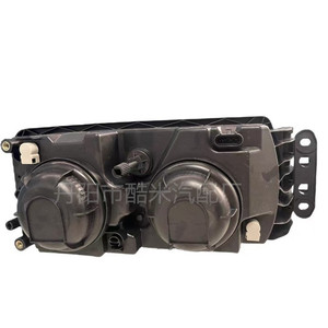 Phares halogènes Iveco 41221015 41221036 Gauche et Droite 24V Réglage Électronique Pour Modèles Iveco - Product Image 1