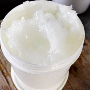 Gelée de pétrole blanche de qualité industrielle à livraison rapide CAS 8009-03-8 pour lubrifiants avec emballage personnalisé et meilleur prix - Product Image 5