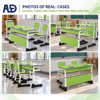 Bureau et chaise doubles modernes pour étudiants, panneaux vert vif avec structure en acier blanc et pieds noirs