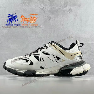 Chaussures de basket rétro pour hommes de haute qualité Track 3.0, baskets de sport décontractées légères à lacets en mesh pour la course - Product Image 4