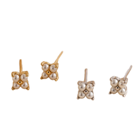 Boucles d'oreilles clous Gaovo en acier inoxydable 6 mm avec cristaux, mini forme de fleur mignonne, bijoux de mariée simples et élégants, cadeau pour femme