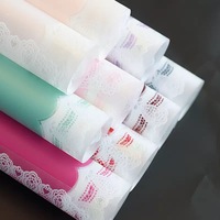 Matériau d'emballage pour fleurs fraîches en papier mat transparent enduit, style coréen, avec bordure en dentelle de pétales vierges, en promotion