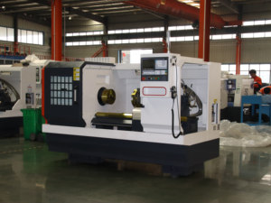 CE-Zertifizierte CK6150 Horizontale Schwerlast-Flachbett-<span class=keywords><strong>CNC</strong></span>-Drehmaschine Manuell/Hydraulisch 3-Backen-Spannfutter Hochpräzise Metallbearbeitung - Product Image 3
