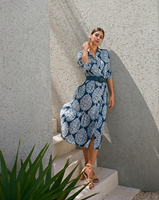 LOGO personnalisé Robes d'été à la mode décontractées pour les vacances à manches mi-longues imprimées col de chemise Robes longues de plage pour femmes