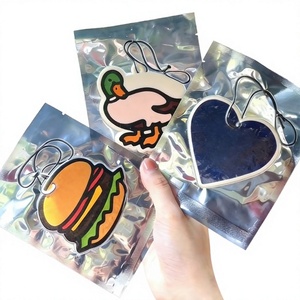 Pendentif de voiture animé personnalisé en forme de dessin animé, <span class=keywords><strong>d</strong></span>ésodorisant Kawaii en feuille <span class=keywords><strong>d</strong></span>'aluminium, emballage en papier argenté 6-9cm, fixation pour grille <span class=keywords><strong>d</strong></span>'aération, parfumé - Product Image 4