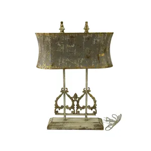 Настольная лампа из готического металла с декоративными деталями-прямоугольный оттенок в античном стиле для изысканного декора