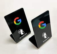Étiquettes de menu NFC RFID en acrylique personnalisées en gros avec support d'affichage scannable par code QR pour les médias sociaux