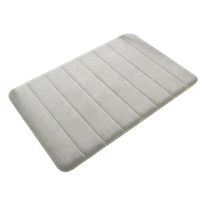 Tapis de bain Cangming en polaire corail matelassé, absorbant, antidérapant, pour salle de bain, style moderne et simple, lavable à la main - Product Image 5