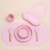 Set de Napperons de Table en Silicone Imprimés Antidérapants de Qualité Alimentaire Écologiques pour Enfants, Motif Noël Moderne, avec Sous-Verres