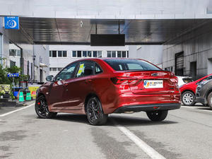 El depósito de 2023 nuevo Chevro1et Monza 320 bastante rentable sedán/coche en Stock 1,0 T desplazamiento coche usado de alta calidad - Product Image 2