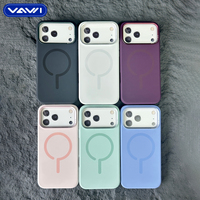 Coque de téléphone magnétique en silicone liquide de luxe VAWI S009 pour iPhone 18 17 Pro Max, compatible avec la charge sans fil, doublure en flanelle, protection antichoc