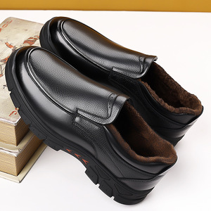 Mocassins en cuir pour homme, hiver, doublure en fausse fourrure, semelle en caoutchouc antidérapante, bout rond, chaussures décontractées pour affaires - Product Image 1