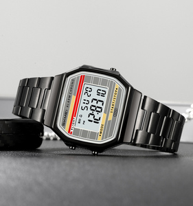Logo personalizzato Skmei 2514 uomo argento oro <span class=keywords><strong>digitale</strong></span> <span class=keywords><strong>orologio</strong></span> <span class=keywords><strong>da</strong></span> <span class=keywords><strong>polso</strong></span> acciaio inossidabile cinturino resistente all'acqua 3ATM allarme <span class=keywords><strong>cronometro</strong></span> - Product Image 5