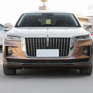 سيارات Hongqi H9 الصينية الراقية الفاخرة الفاخرة Zhilianqiling نسخة صغيرة تعمل بالبنزين للبالغين