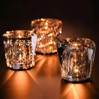 Lampe de table rechargeable sans fil à 3 niveaux de gradation pour le décor de bar d'hôtel et de dîner à la maison Alimentation CC Emballage personnalisé