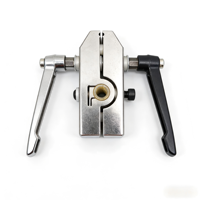 Pince de traction pneumatique de haute précision en forme de V, dispositif de préhension à commande pneumatique pour machine d'essai de traction universelle des matériaux