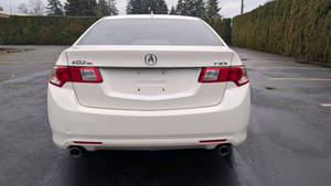 ขายส่งรถยนต์มือสองราคาถูก ปี 2009 TSX 4 ประตู ซีดาน แพ็คเกจเทคโนโลยี เบาะหนัง กล้องมองหลัง พวงมาลัยซ้าย ไฟหน้า LED - Product Image 4