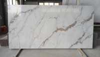 Grande dalle de quartz blanc Calacatta poli de luxe avec veines gris doré, imperméable, pour la décoration de comptoirs de salle de bain, sols et dessus de table