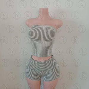 Abbigliamento Estivo da Donna, Set <span class=keywords><strong>Due</strong></span> Pezzi con Logo Personalizzato, Top Corto con Spalline e Leggings Capri in Morbido Cotone - Product Image 6