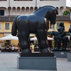 Знаменитая бронзовая латунная скульптура Фернандо Ботеро лошадь Скульптура большая статуя