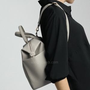 Хит продаж, водостойкий рюкзак для мамы из искусственной кожи с карманами и ремешком для коляски, сумка для подгузников, конвертируемая Сумка-тоут - Product Image 6