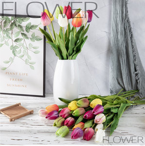 Tulipani Artificiali in PU all'Ingrosso, Fiori Finti Realistici per Bouquet da Matrimonio, Decorazioni per Vasi e Centrotavola Primaverili - Product Image 6