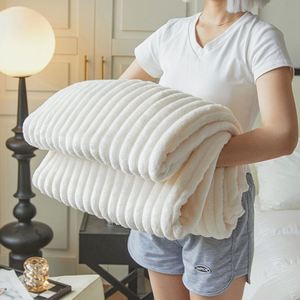 Manta de Franela de Felpa para Decoración del Hogar, Diseño Personalizado, Color Sólido, Súper Suave, Tejida, para Todas las Estaciones, Venta al Por Mayor - Product Image 1