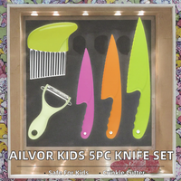 Ensemble de couteaux pour tout-petits Ailvor, 5 pièces, couteaux pour enfants, manches en plastique, bords dentelés sécurisés pour les enfants, couteau à découper, éplucheur, acier inoxydable