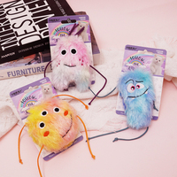 Vente en gros de jouets en peluche pour chat rose violet bleu jaune en forme de monstre mignon chatons en forme de balle remplie d'herbe à chat Jouets à mâcher pour chat