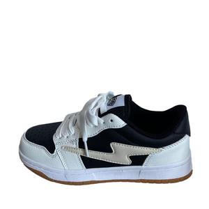 Chaussures de basketball pour hommes tendance style chinois Ins, légères et décontractées, idéales pour le sport et le skateboard, avec couleurs contrastées rétro - Product Image 6