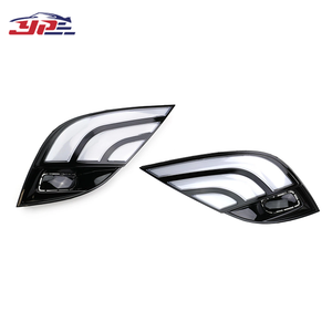 YOUPEI Accessoires de voiture de haute qualité LED clignotant lumière du jour antibrouillard ensembles de phares antibrouillard pour Toyota Camry 2018 - Product Image 1