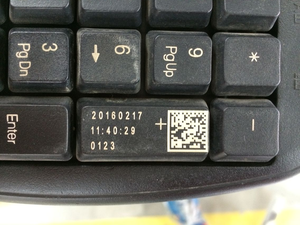 Verlicht Toetsenbord Niet-<span class=keywords><strong>Backlit</strong></span> Toetsenbord Markering Machine Laptop Toetsenbord Laser Graveren Drukmachine Met Bewegende Tafel - Product Image 4