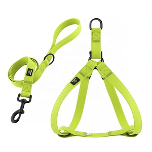 De moda personalizada diseño especial resistente al agua suave de goma de <span class=keywords><strong>PVC</strong></span> de plástico para mascotas, <span class=keywords><strong>Collar</strong></span> de perro de la correa y arnés Set - Product Image 2