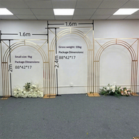 Arche de mariage multi-barres incurvée plaquée or pour la décoration d'événements et de fêtes