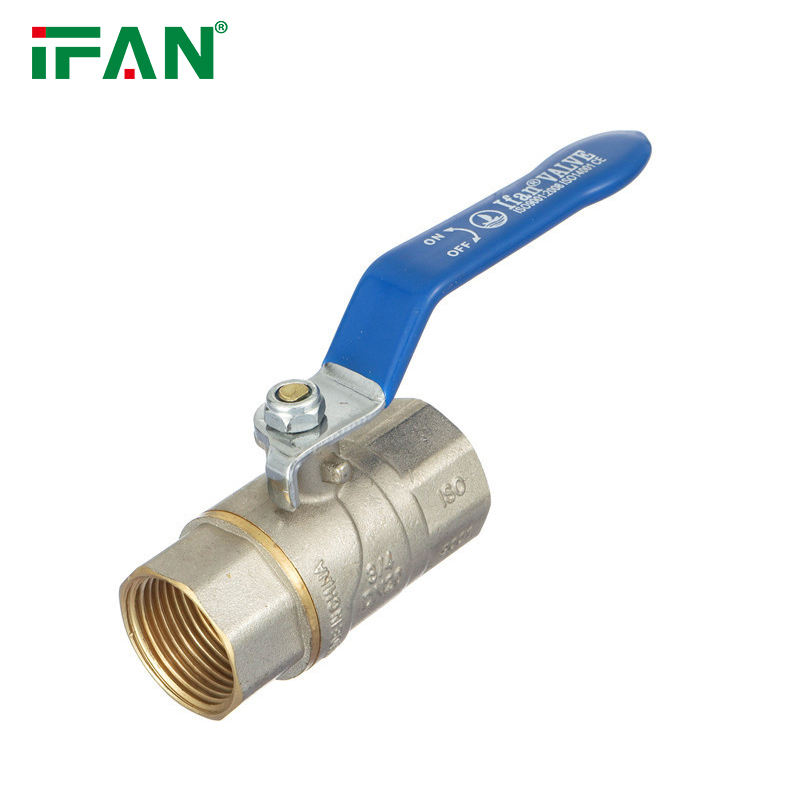 Válvula de bola de latón con manija azul