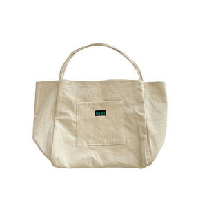 <span class=keywords><strong>กระเป๋า</strong></span>สะพายไหล่ผู้หญิงสไตล์เกาหลี<span class=keywords><strong>สี</strong></span>พื้น รุ่นใหม่ ยอดนิยมบนอินเทอร์เน็ต ความจุเยอะ ลายพิมพ์ปักบนผ้าแคนวาส พับเก็บได้ - Product Image 5