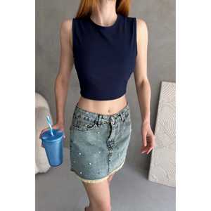 Chemise élégante en tricot sans dos avec ceinture pour femme, style sexy pour les soirées, couleur blanche - Product Image 2