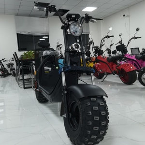 3000W * 2 Motor dual Aleación de aluminio 6061 Marco del cuerpo 60 Km/H Pantalla LCD Scooter eléctrico plegable de seguridad rápida - Product Image 6