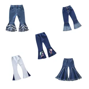 Jeans di vendita caldi moda ragazze europee e americane con stampa floreale pantaloni svasati jeans con nappe