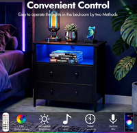 Table de chevet LED avec station de charge et 2 tiroirs, contrôle par application RGB, 2 prises CA et 2 ports USB, rangement ouvert, pieds réglables