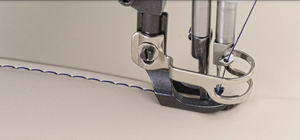 Machines à coudre industrielles numériques à entraînement direct et pied entraîneur TW1-899L14D2T5 en gros - Product Image 3