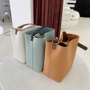 Koreanische Art große Kapazität Eimer Pu Leder Damen Umhängetasche - Product Image 1