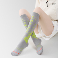 Chaussettes de ski en laine Chaussettes d'hiver pour le camping en plein air, l'alpinisme et la neige Chaussettes longues de sport de compression chaudes et épaissies