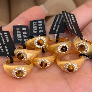 แหวนเงินแท้ S925 สำหรับผู้ชาย สไตล์เรโทร ประดับด้วยหินตาเสือธรรมชาติ พร้อมงานฝีมือขัดเงาแบบโบราณ สไตล์โมคาราม - Product Image 3